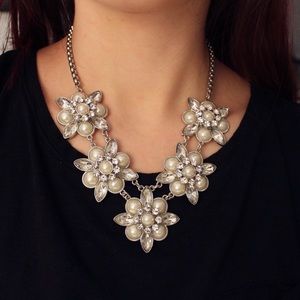 Glamorous Statement Necklace